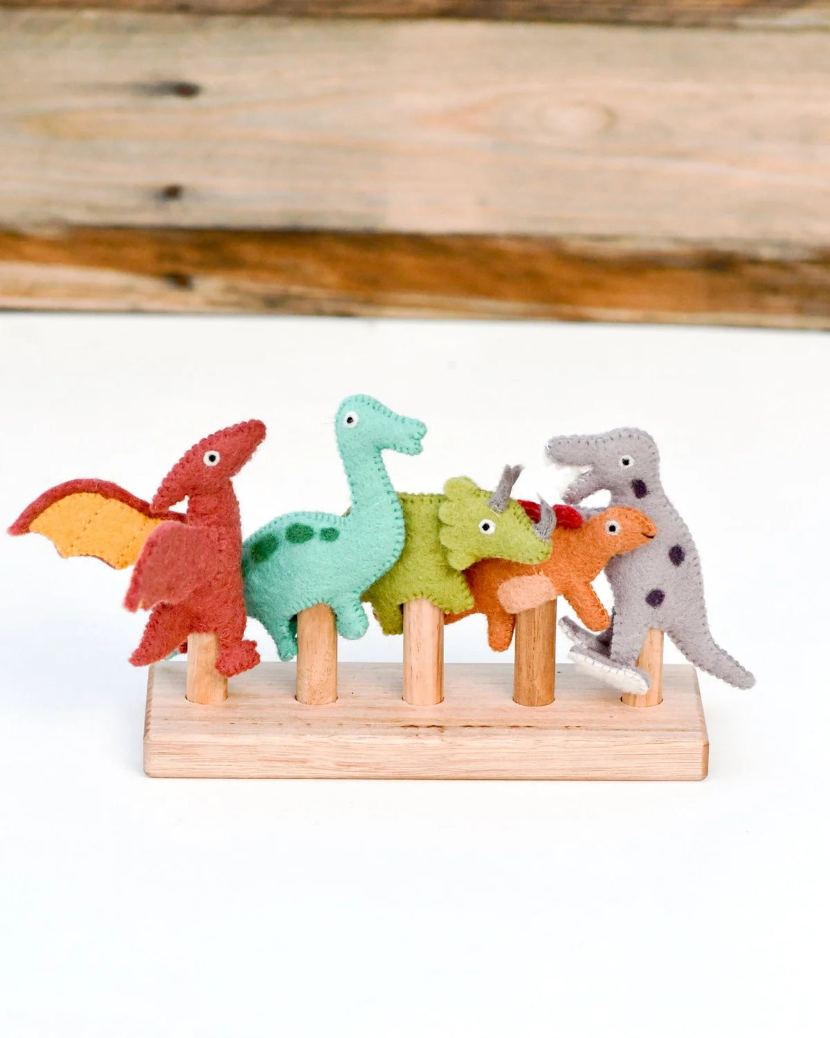 Tara's Treasures Dinosaur Finger Puppets Set