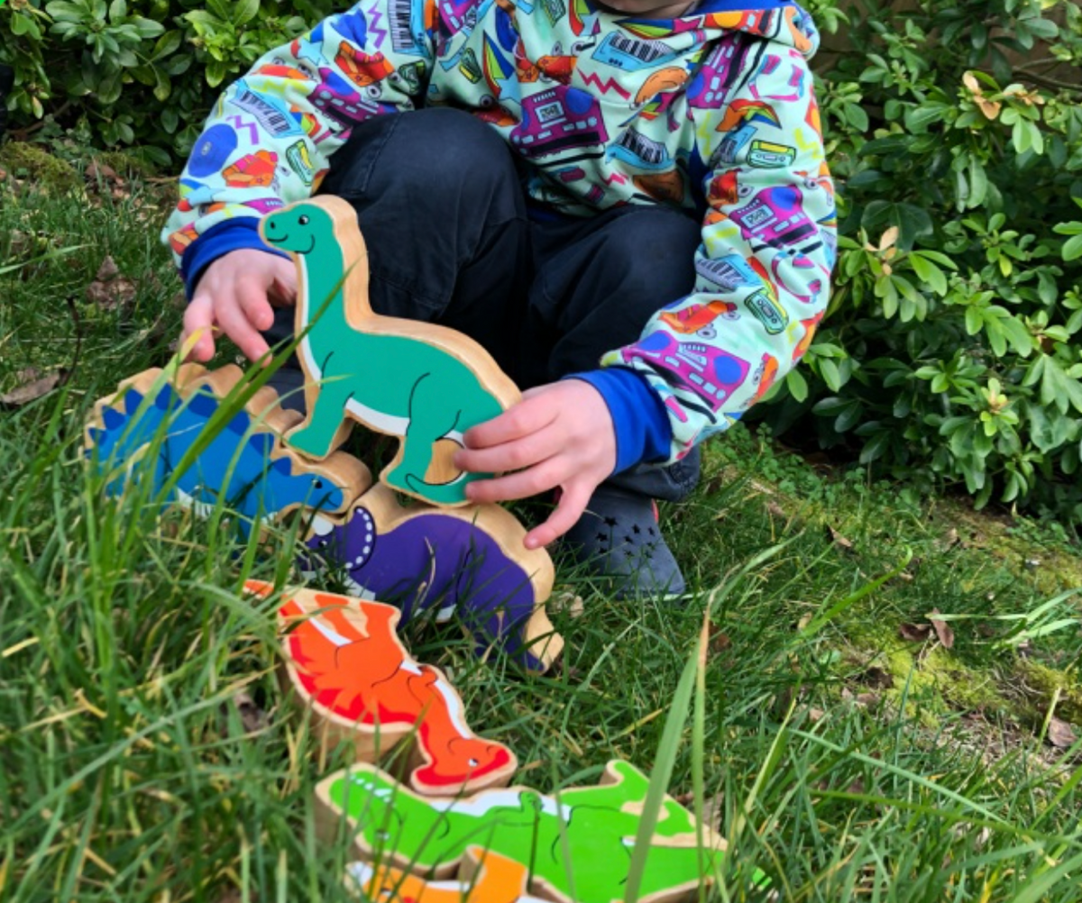 Lanka Kade Wooden Turquoise Diplodocus