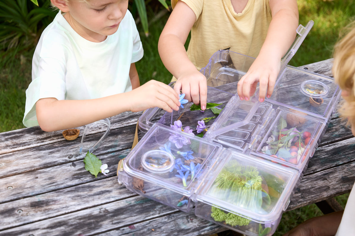 Guide Craft Travelling Treasures Discovery Lab (Direct Shipping UK)
