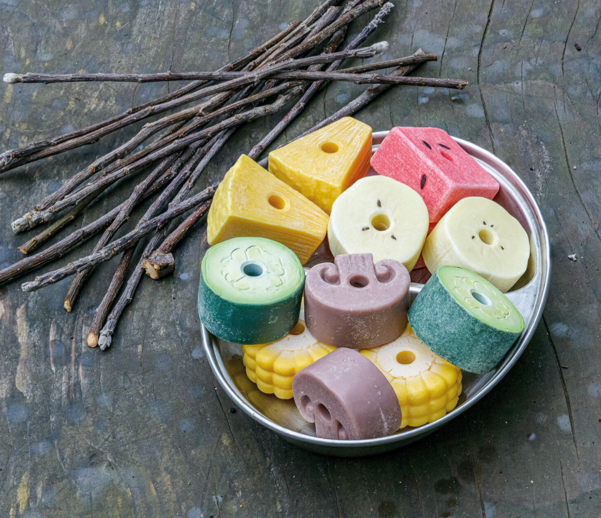 Yellow Door Sensory Play Stones – Threading Kebabs in a dish