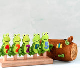 Tara's Treasures 5 Little Speckled Frogs with Log Bag - Finger Puppet Set