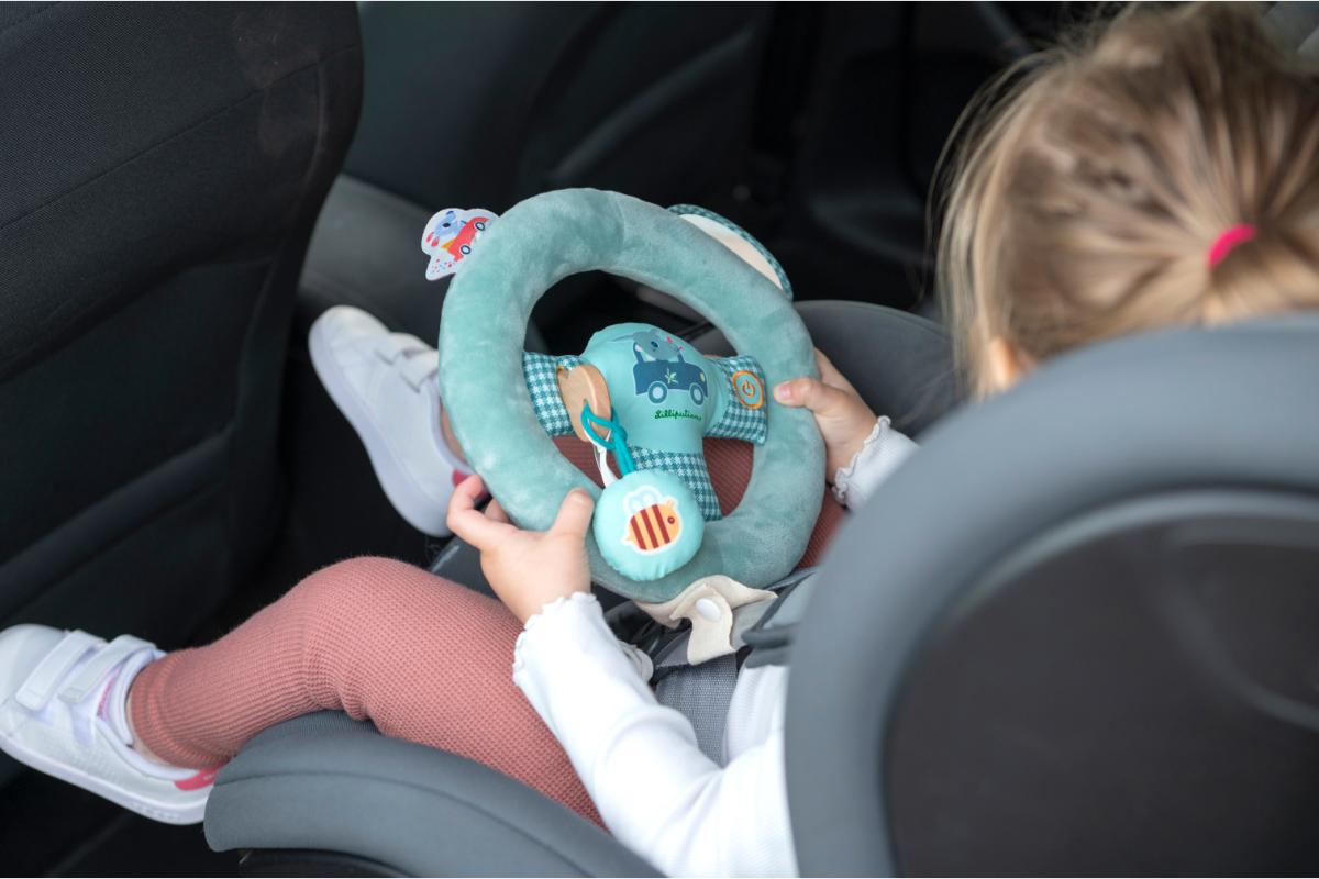 Lilliputiens Joel at the Wheel 83512 - Little Whispers
