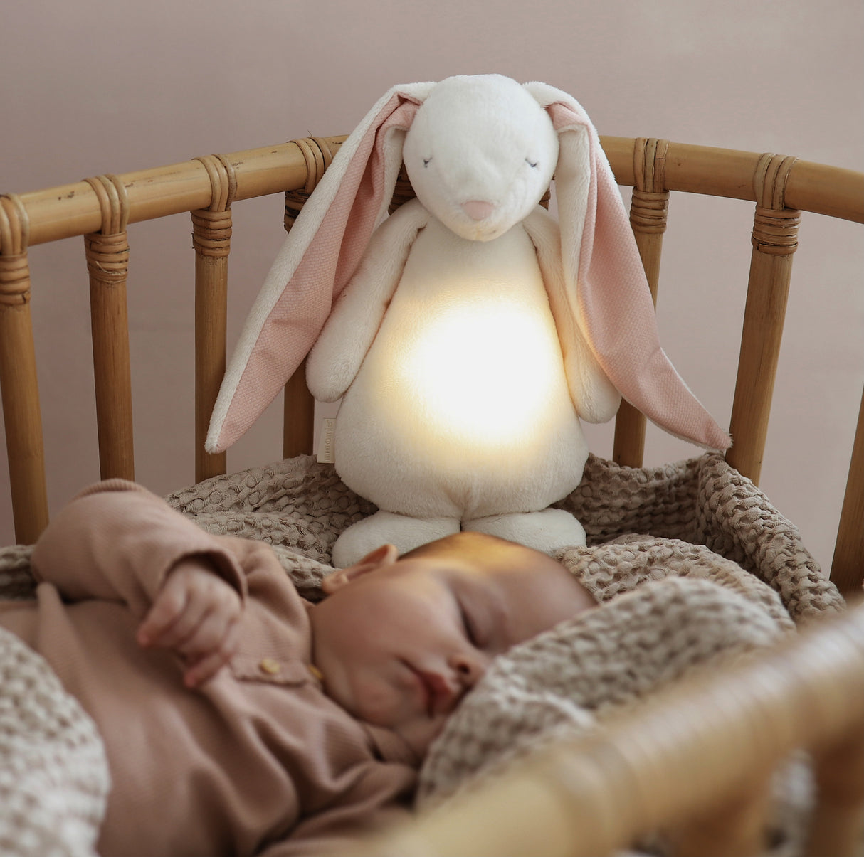 Moonie 2.0 Powder Pink Sound & Light Rabbit – Organic Baby Sleep Aid