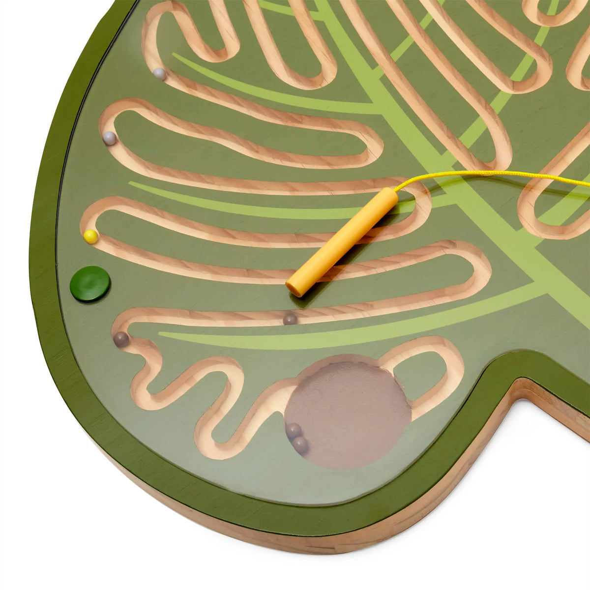 Guide Craft Nature's Paths Magnetic Leaf Mazes: Set of 3
