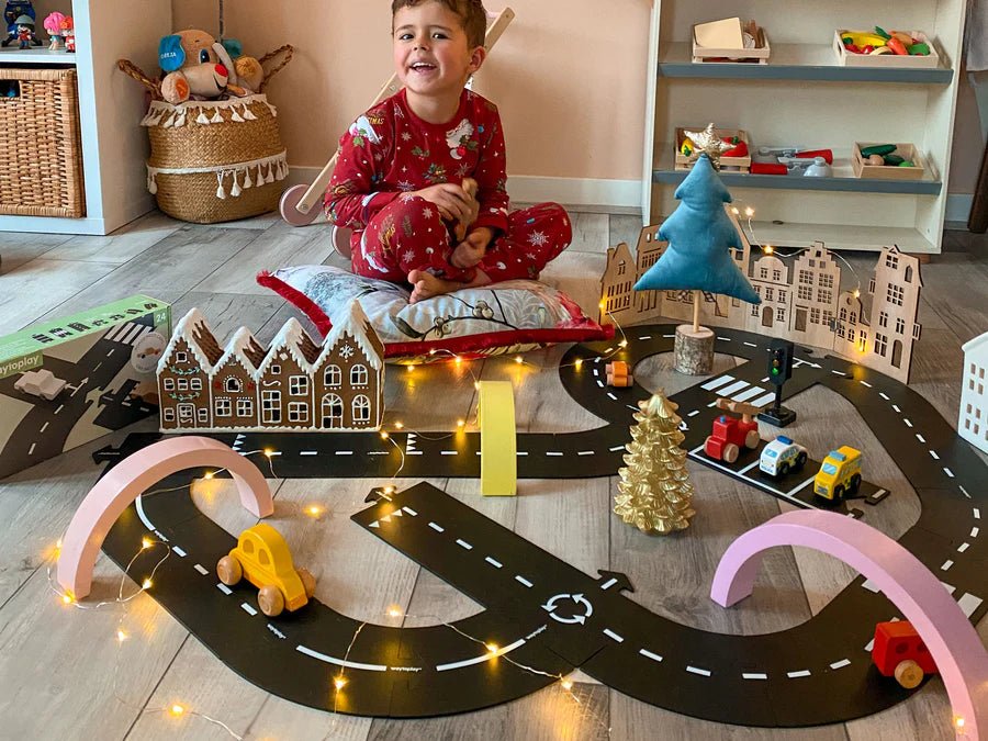 WaytoPlay New Highway Flexible Road Track with Car - Little Whispers