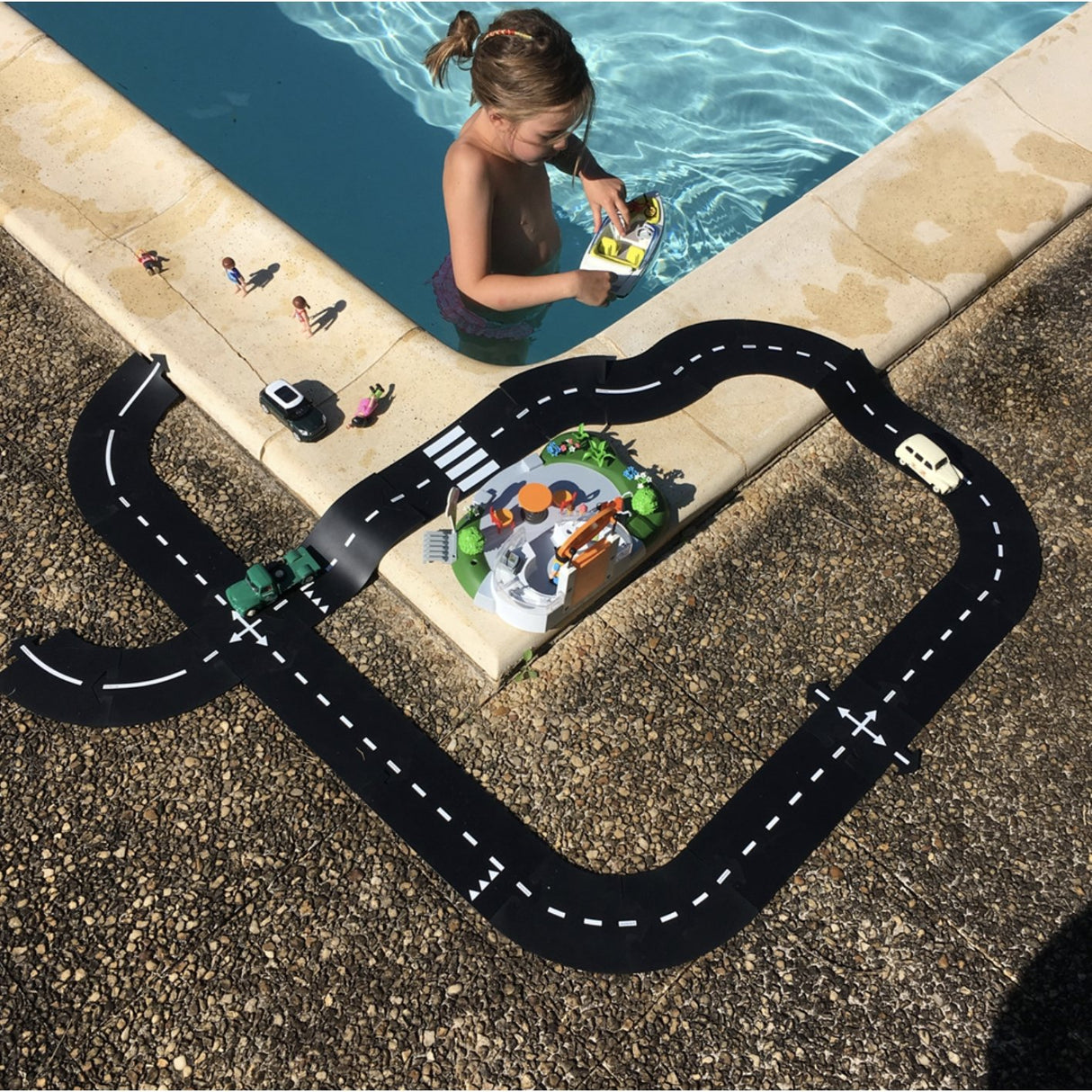 WaytoPlay Highway Flexible Road Track - Little Whispers 
